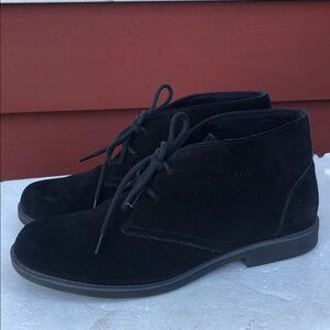 Hush Puppies HWV21068-001 Black Suede Chakka Boots Size 7.5M